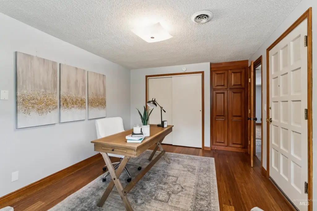 Picture 10