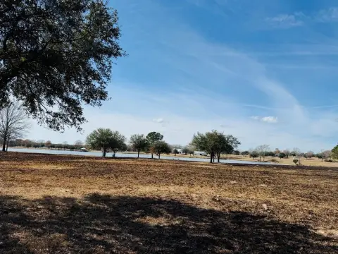 Lakefront Lot Ready for Construction