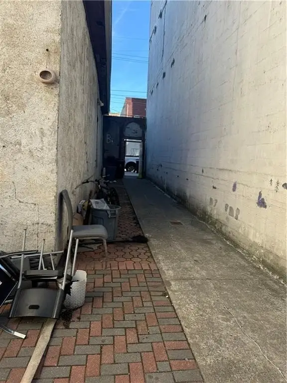Picture 4