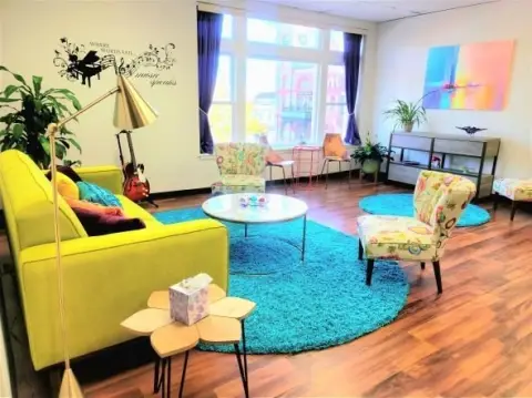 Woodstock Square Mall Office Space