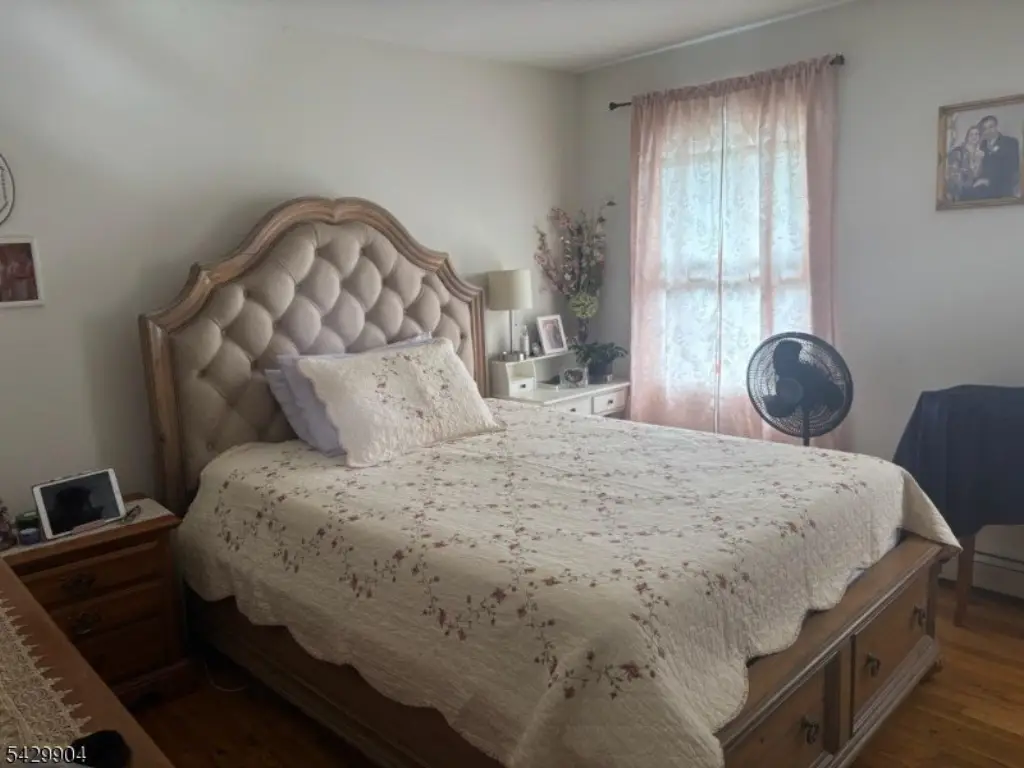Picture 9
