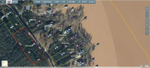 Eagles Harbor Gated Lot