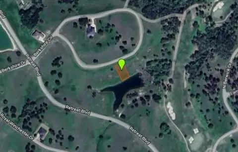 Land in The Retreat Community