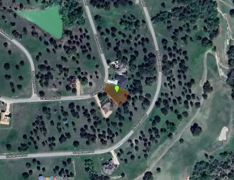 Land in The Retreat Community