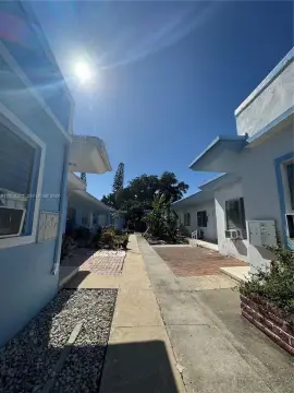 Miami Beach Fourplex Near Ocean