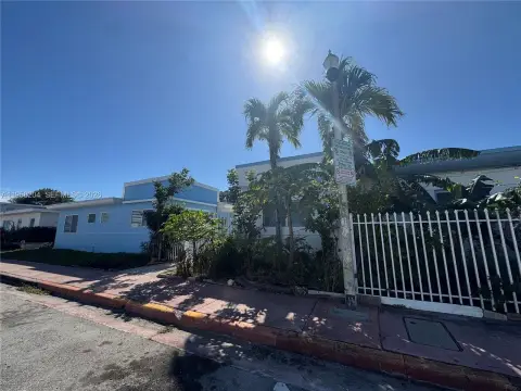 Miami Beach Fourplex Near Ocean