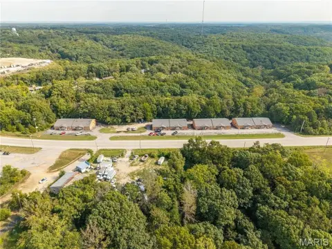 52-Unit Apartment Complex