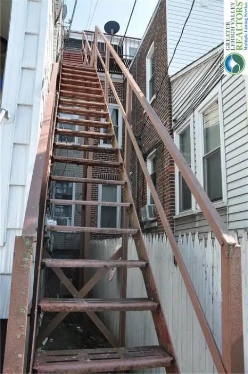 Picture 7