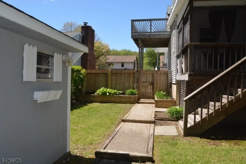 Picture 10