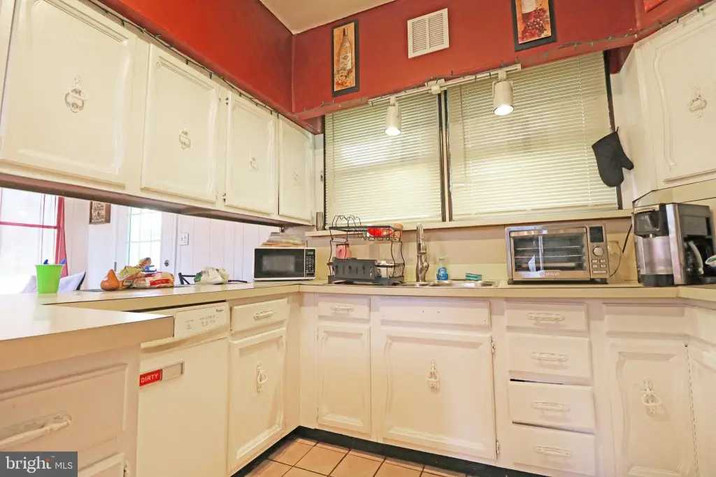 Picture 28