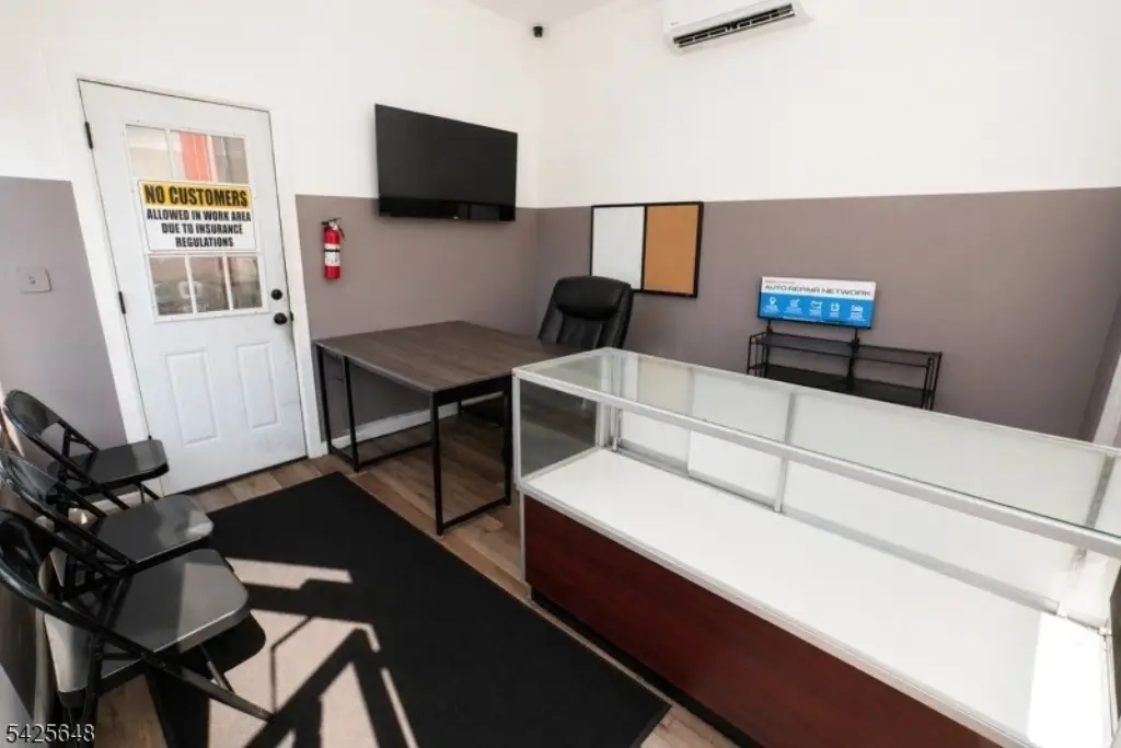 Picture 4