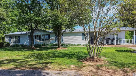 Grand Rivers Horse and Cattle Farm