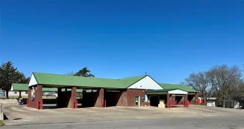 Established Car Wash in Sulphur
