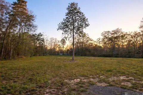 Residential Lot Near I-12