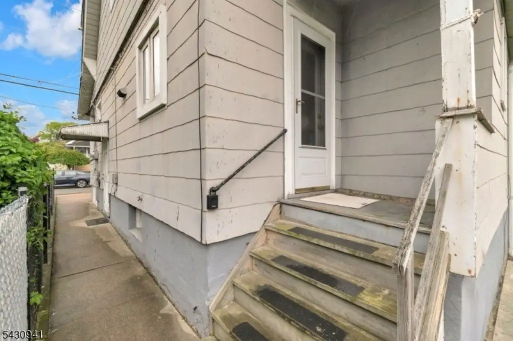 Picture 19