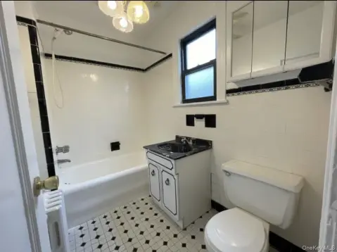 Bayside Multifamily Investment Opportunity