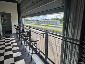 M1 Concourse Private Garage Unit