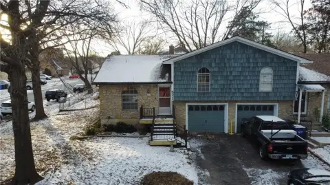 Olathe Duplex with Spacious Yard