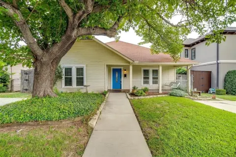 Duplex in Monticello Neighborhood