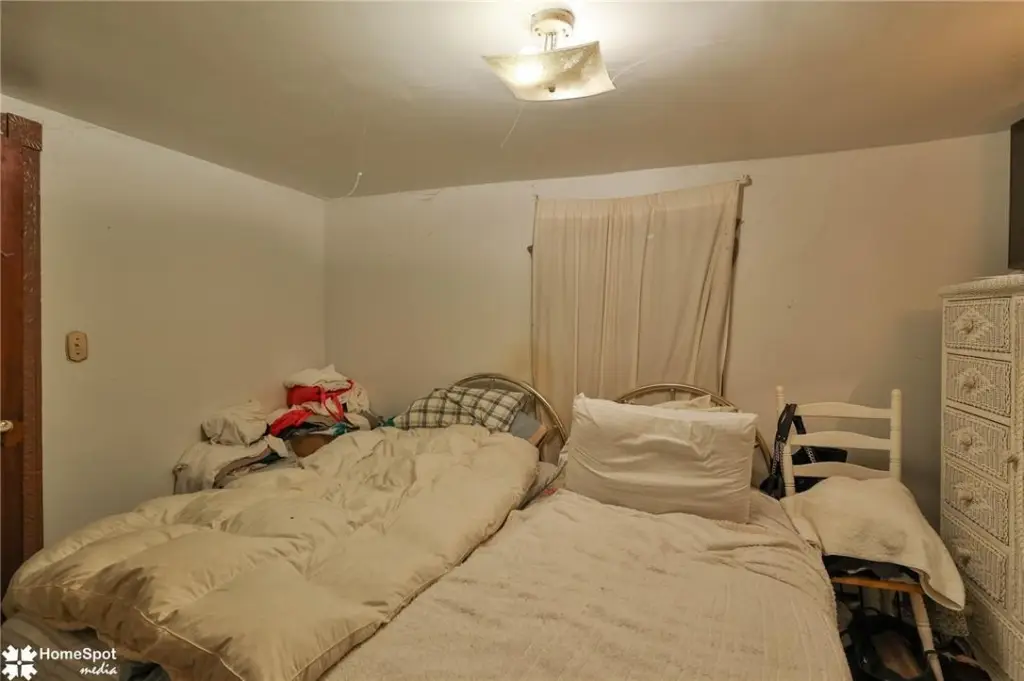 Picture 33