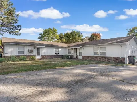 Triplex with Flexible Unit Mix