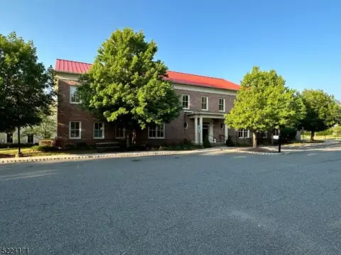 Clinton Twp. Office Space Available