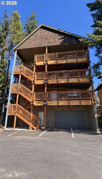 5-Unit Short-Term Rental Property