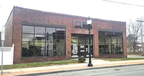 Prime Rensselaer Commercial Building