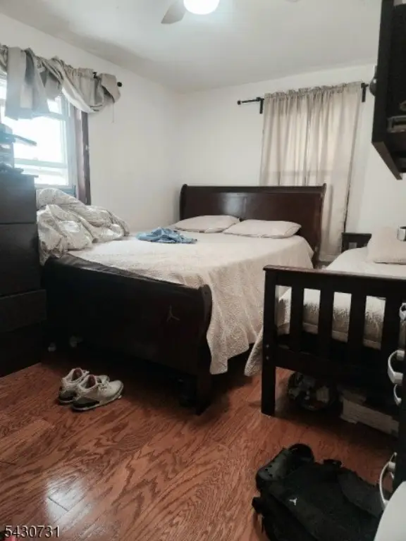 Picture 12