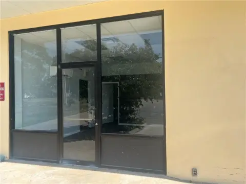 Affordable Retail Space in Spring Hill