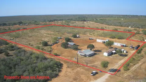 16+ Acres in Devine, TX