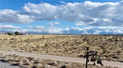 Residential Land in Growing Area