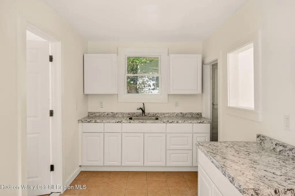 Picture 7