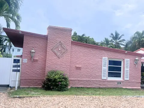 Fort Lauderdale Quadplex Near Victoria Park