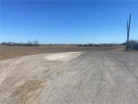 Land in Alice, Texas