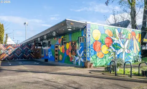 Multi-Use Flex Building