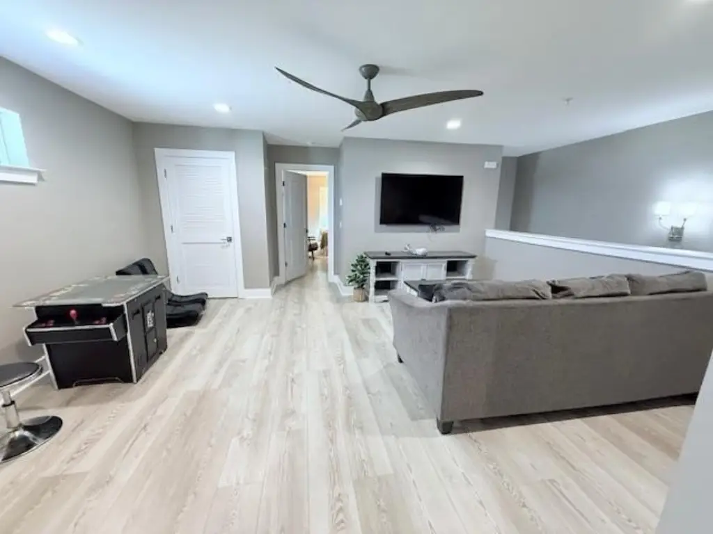 Picture 33