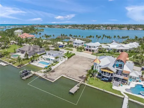 Waterfront Lot with Gulf Access