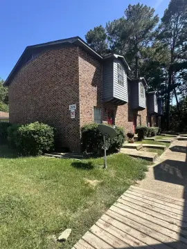 Hattiesburg Quadruplex Near University