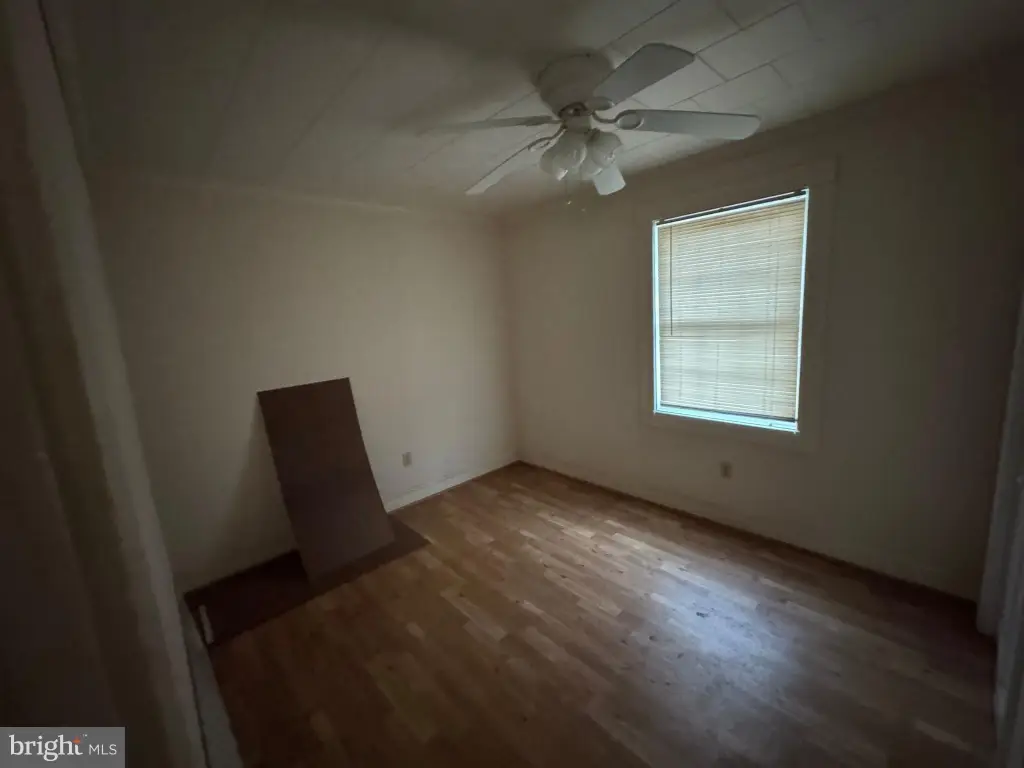 Picture 30