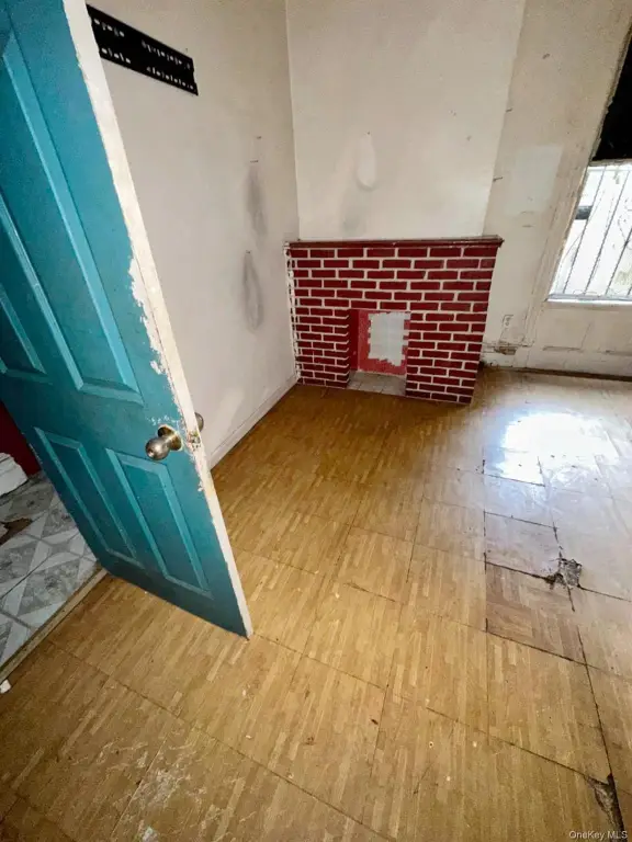 Picture 25