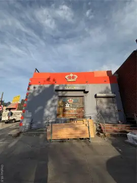 Flushing Retail/Showroom Space Available