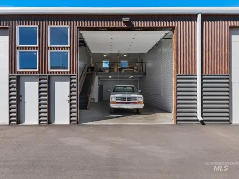 Flex Space with Oversized Garage