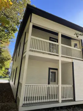 3-Unit Triplex with Porches