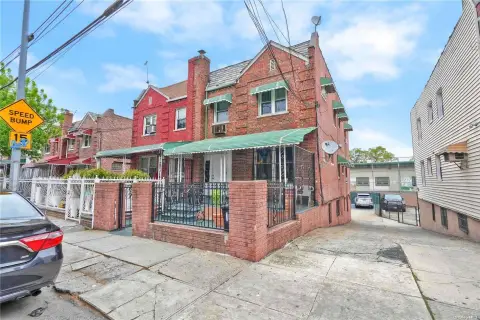 Bronx Triplex For Sale