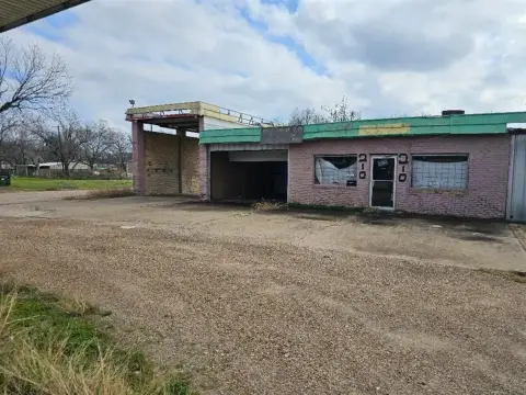 Commercial Lot in Kerens, TX