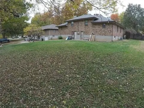 Updated Duplex in Prime Location