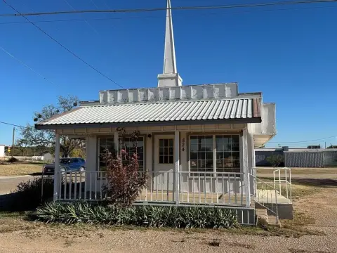 Former Church in Robert Lee