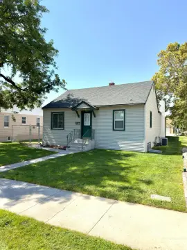 Remodeled Duplex with Attached Apartment