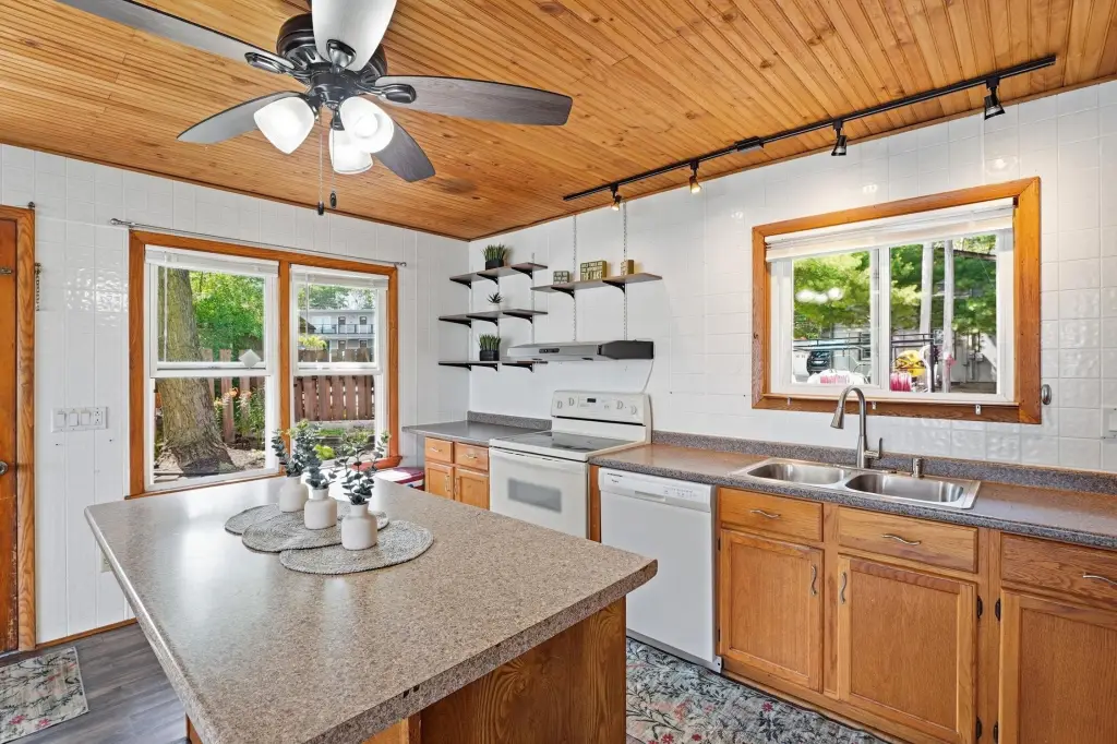 Picture 7